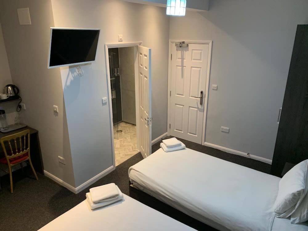 The Cranley Hotel Cranleigh Luaran gambar