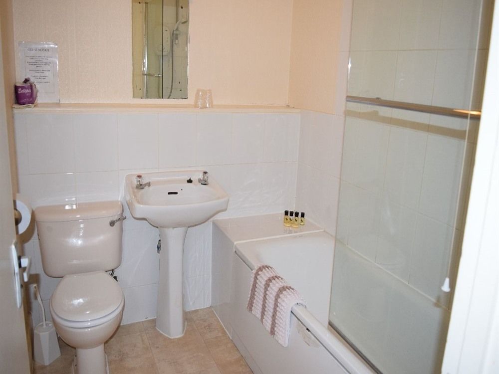 The Cranley Hotel Cranleigh Luaran gambar