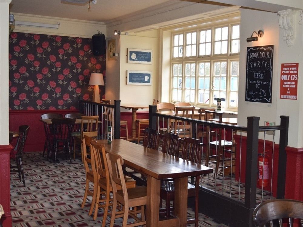The Cranley Hotel Cranleigh Luaran gambar